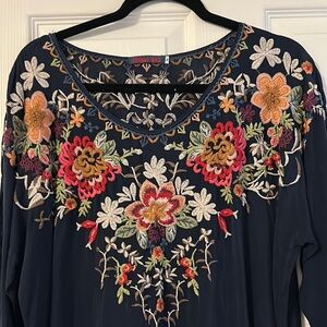 Johnny Was Floral Embroidered Women's Top - Black